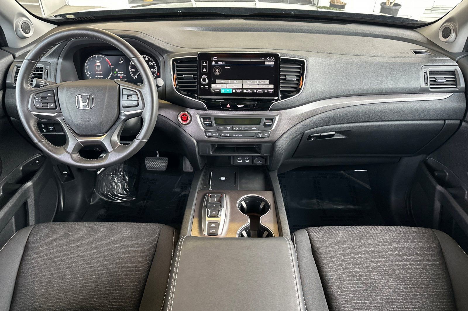 Used 2025 Honda Ridgeline Sport image 15