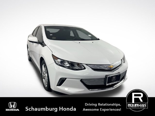 Used 2017 Chevrolet Volt LT FWD image 3
