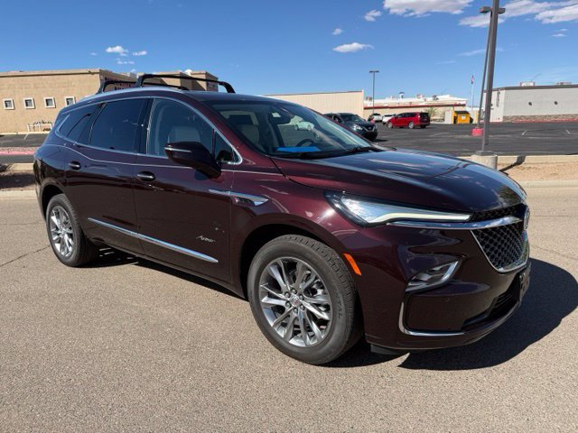Used 2023 Buick Enclave Avenir w/ Avenir Technology Package AWD/4WD image 3
