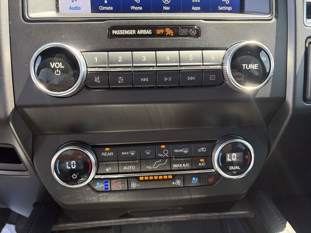 Used 2020 Ford Expedition Max Limited w/ Equipment Group 301A AWD/4WD image 25