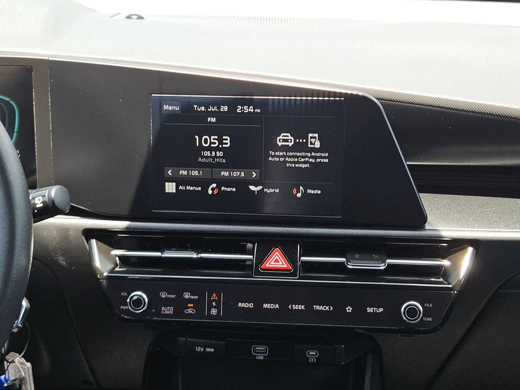 Used 2025 Kia Niro LX FWD image 20