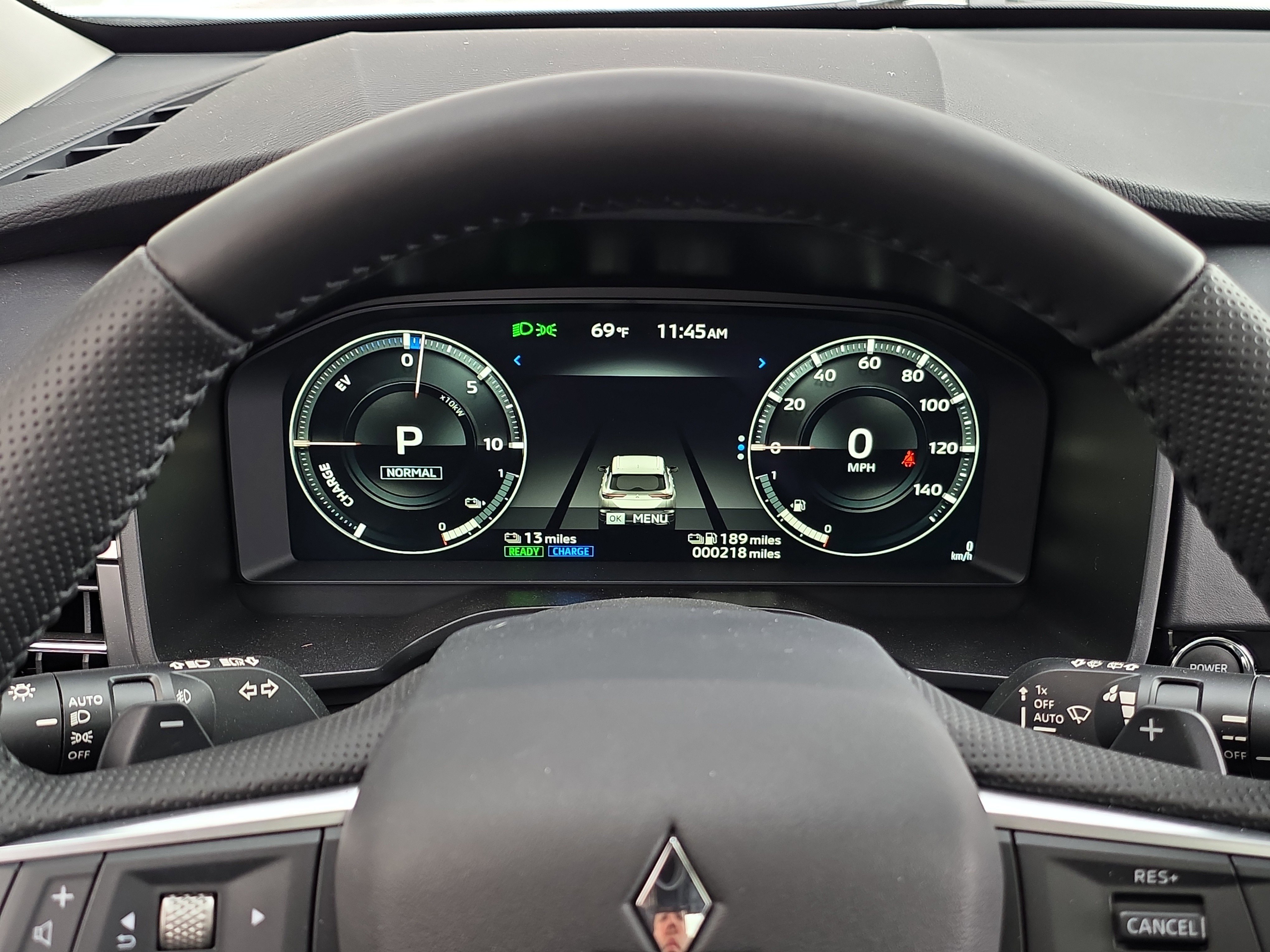 New 2025 Mitsubishi Outlander SEL image 17