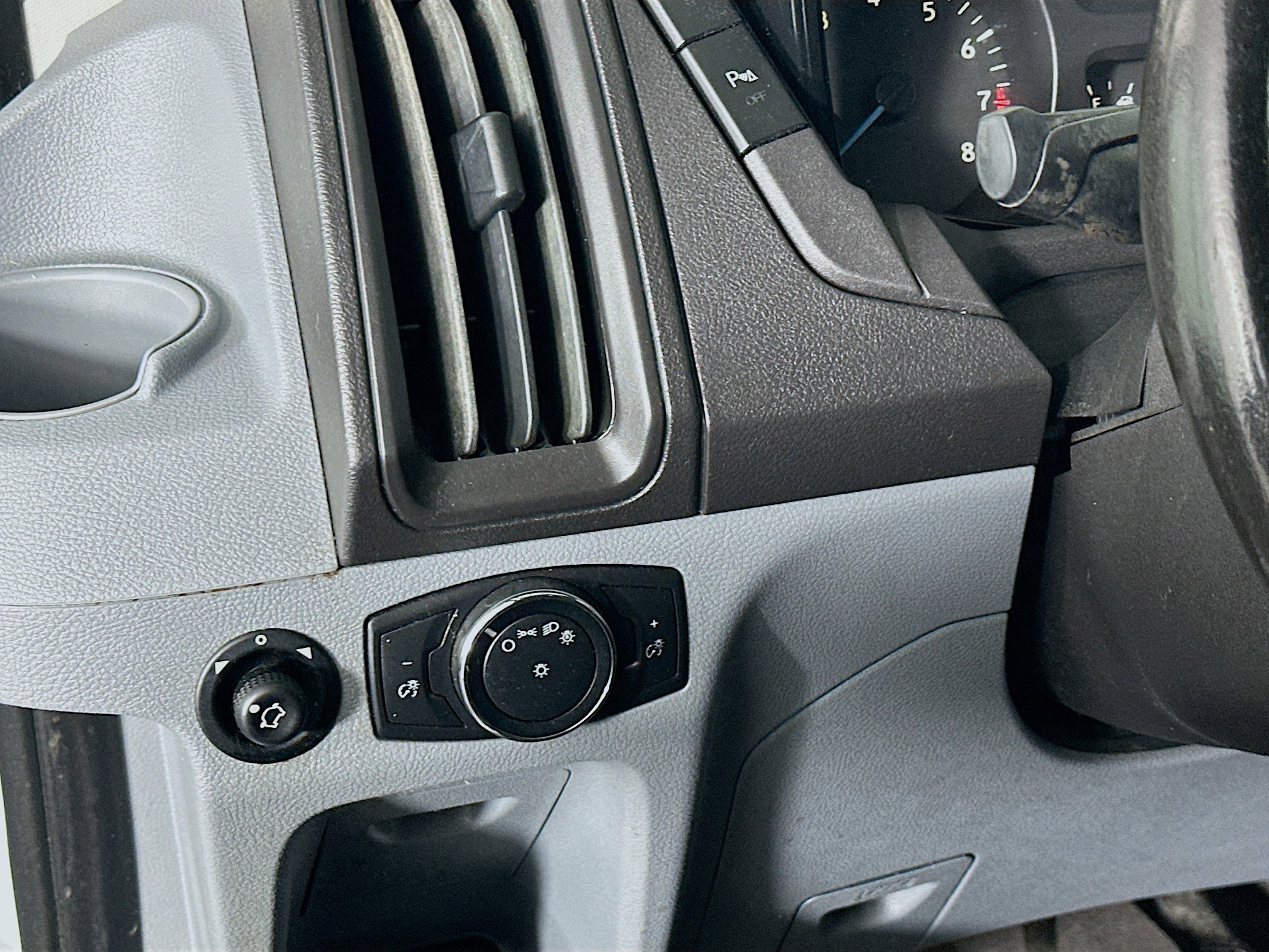 Used 2017 Ford Transit 350 XLT image 16