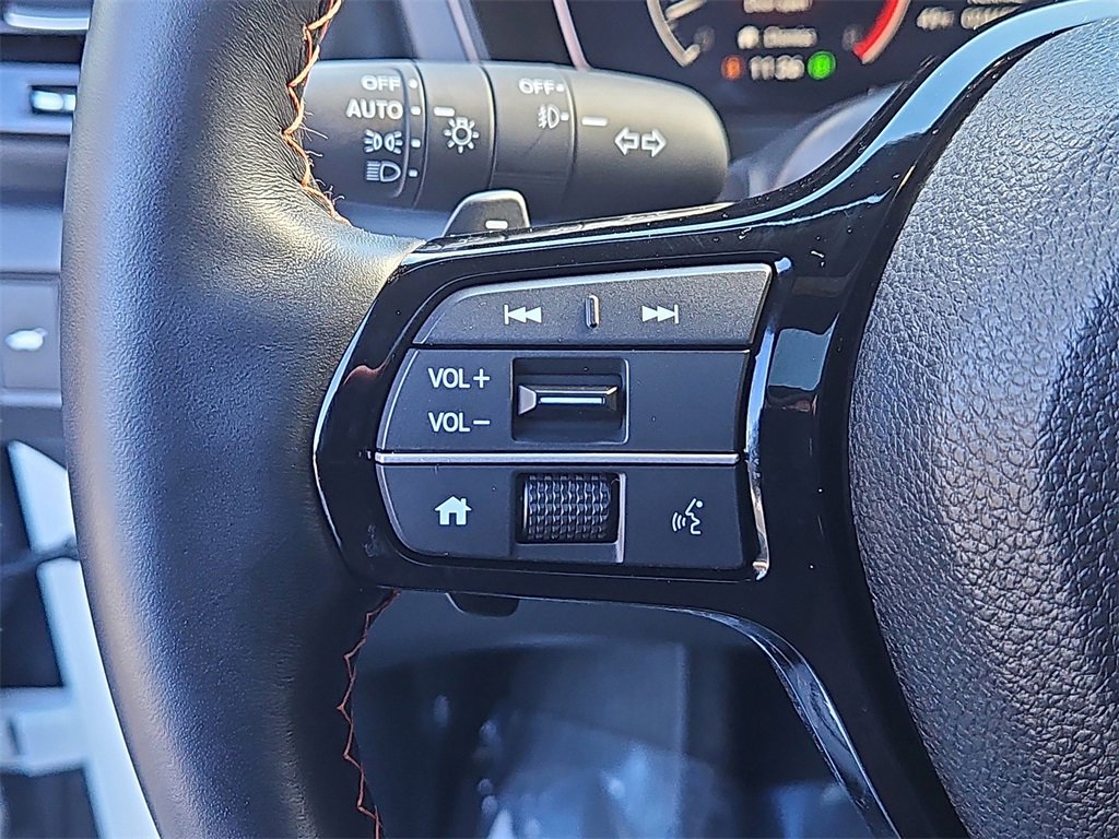 Certified 2025 Honda Pilot TrailSport image 26