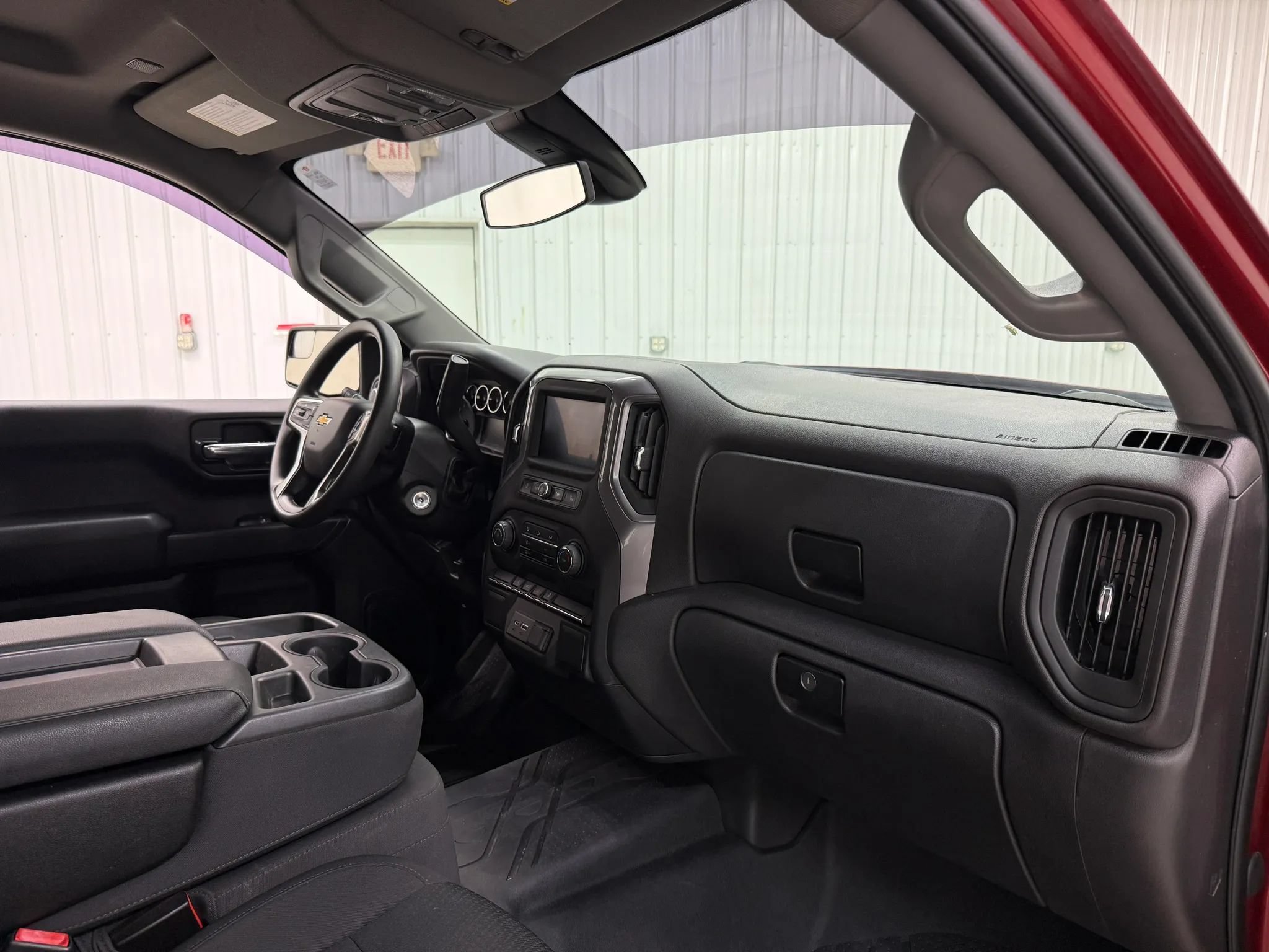 Used 2022 Chevrolet Silverado 1500 Custom w/ Safety Confidence Package AWD/4WD image 14