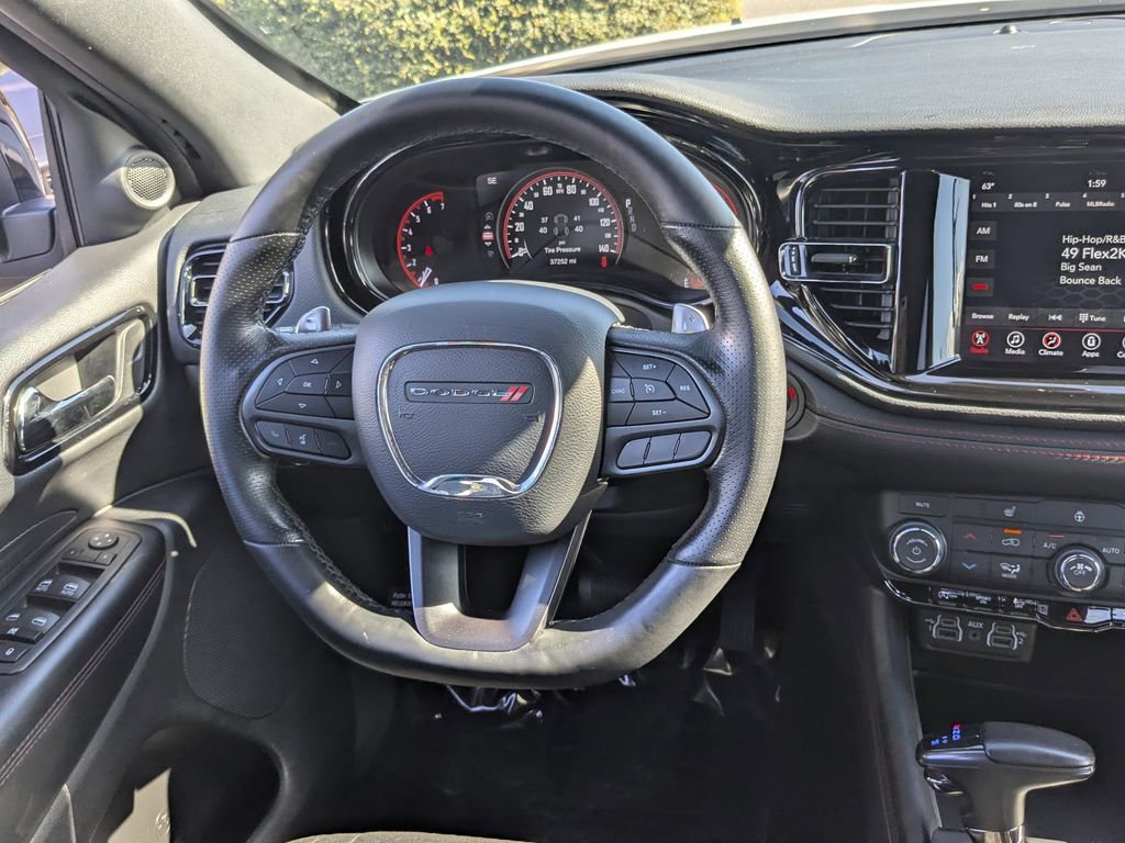Used 2023 Dodge Durango GT image 3