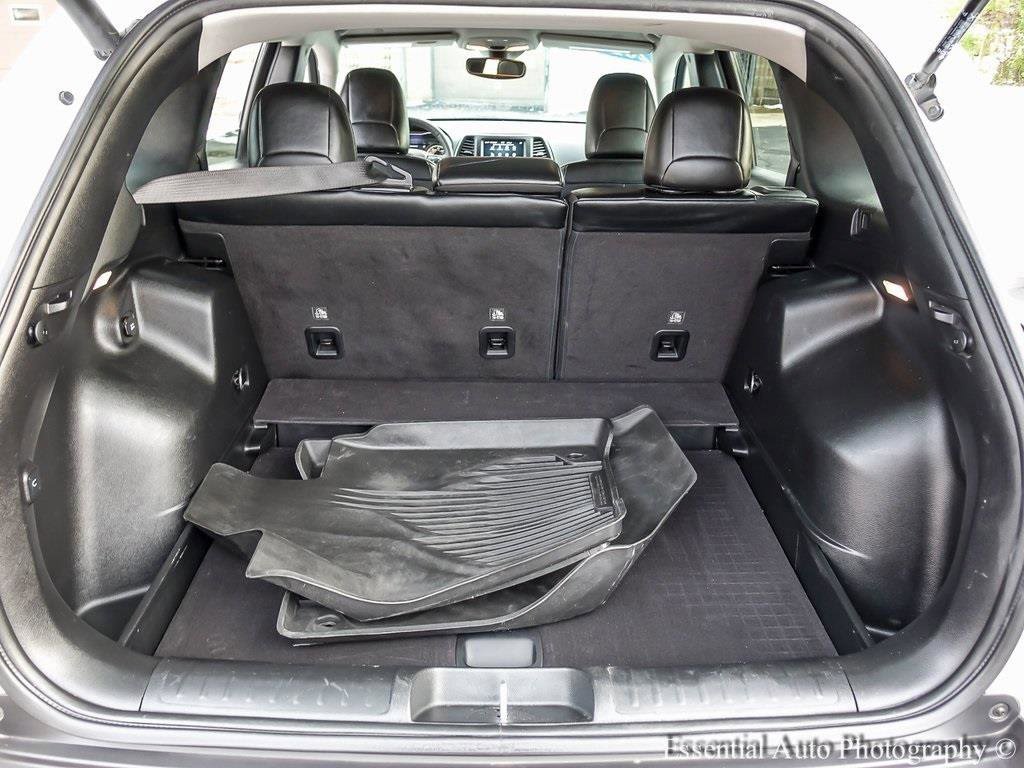 Used 2022 Jeep Cherokee Latitude Lux w/ Mopar Interior Package image 21