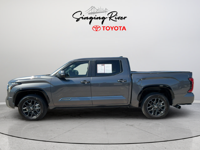 Used 2025 Toyota Tundra Platinum AWD/4WD image 4