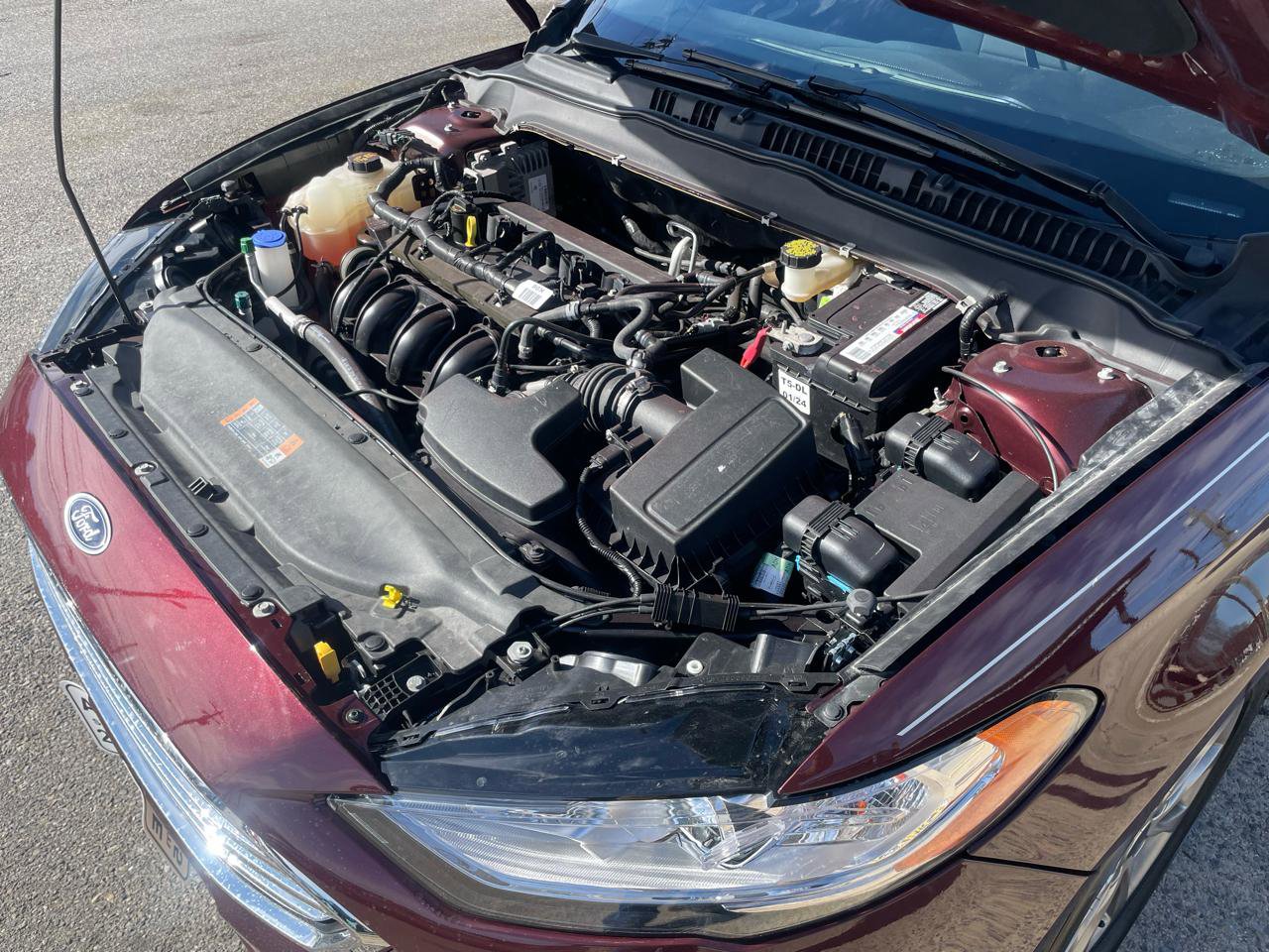 Used 2017 Ford Fusion SE w/ Fusion SE Technology Package image 32