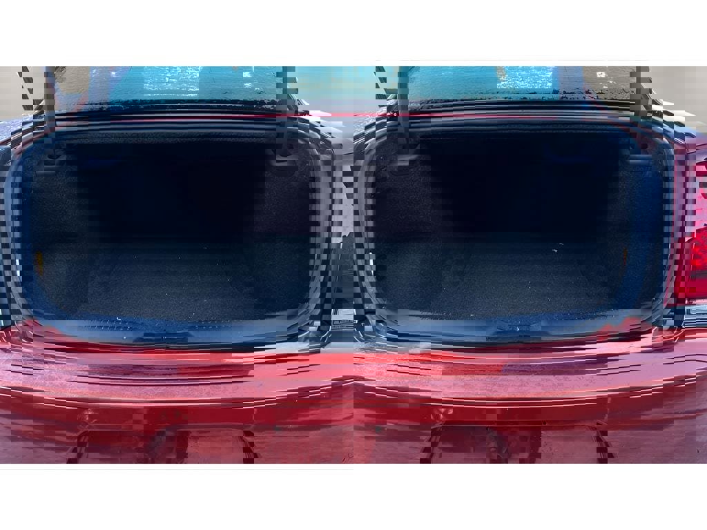 Used 2021 Chrysler 300 S image 30