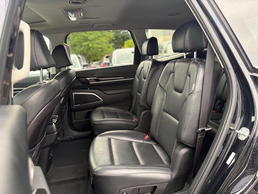 Used 2025 Kia Telluride S AWD/4WD image 15
