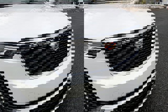 Used 2023 Cadillac XT6 Luxury image 31