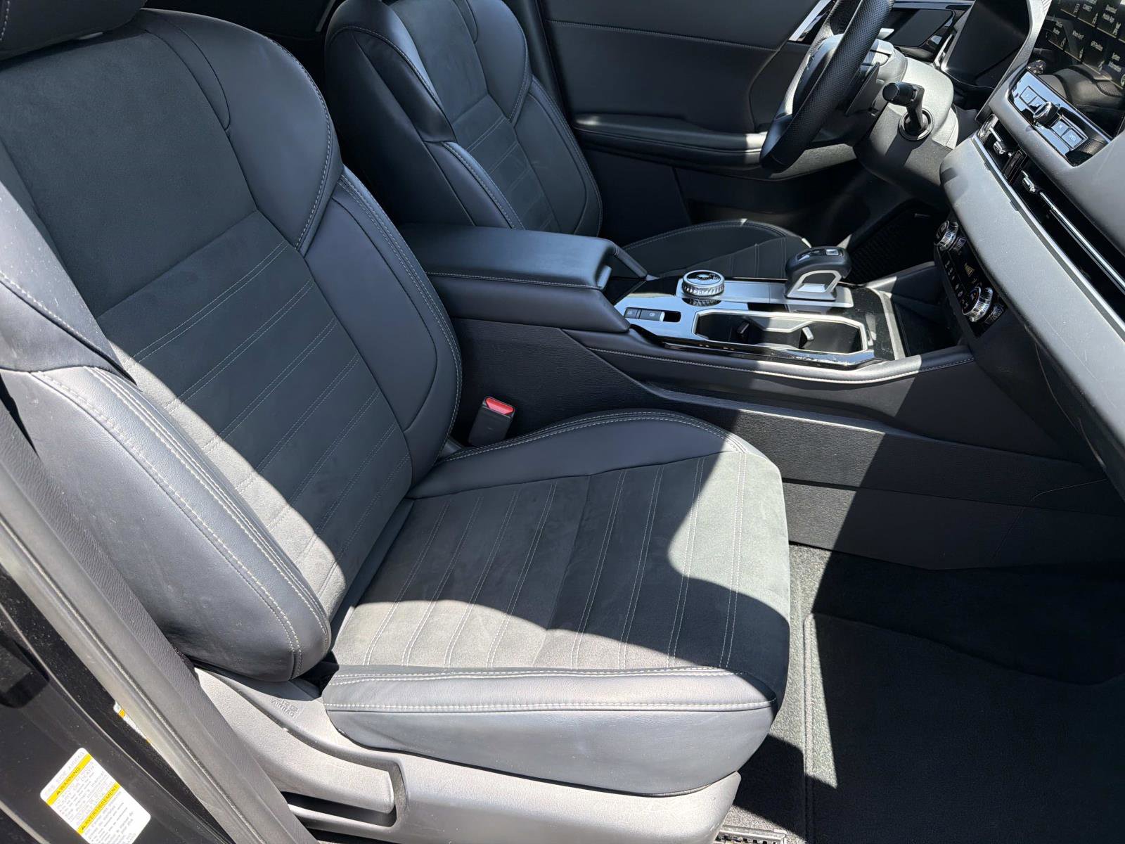 Used 2025 Mitsubishi Outlander SE FWD image 25