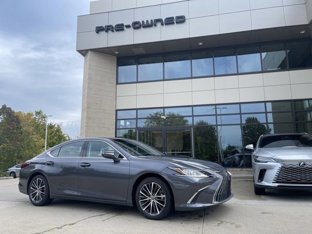 Certified 2025 Lexus ES 350 w/ Premium Package image 1