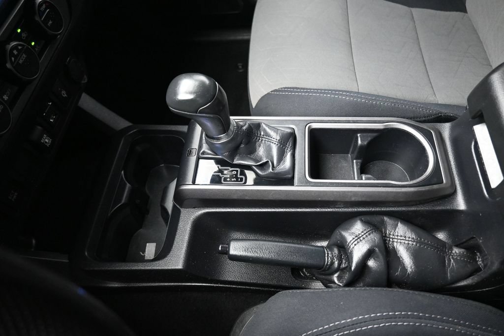 Used 2022 Toyota Tacoma TRD Off-Road RWD image 22