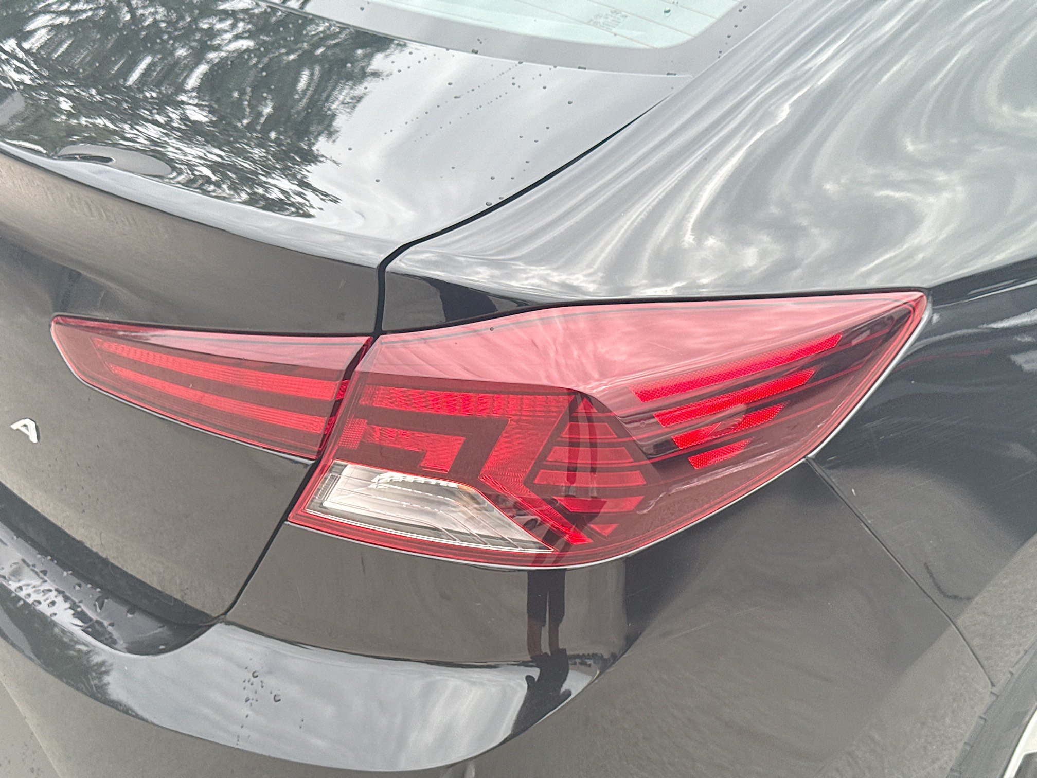 Used 2020 Hyundai Elantra SE FWD image 24