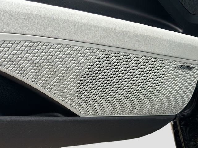 New 2026 Hyundai Elantra Limited image 19