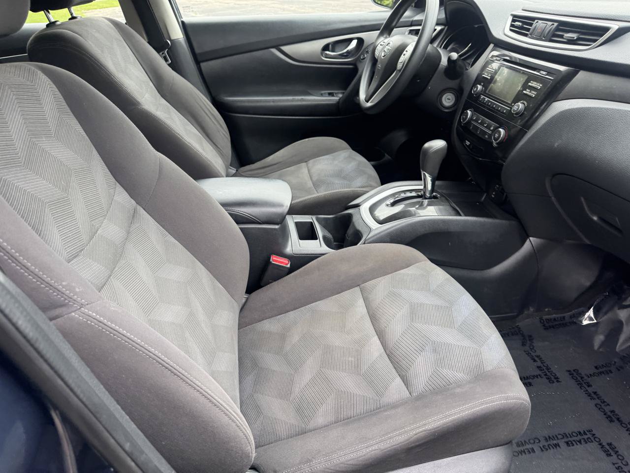 Used 2016 Nissan Rogue S AWD/4WD image 33