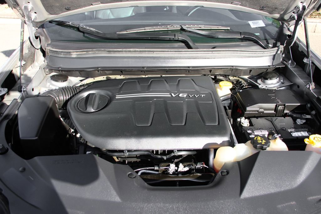 Used 2021 Jeep Cherokee Latitude Lux image 11