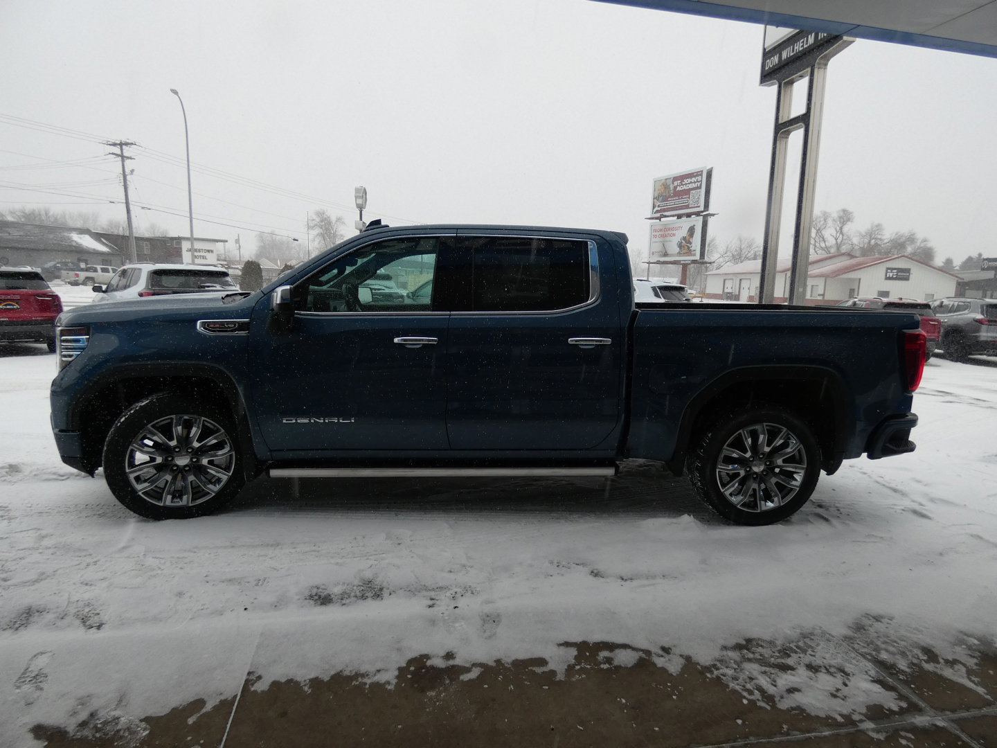 Used 2024 GMC Sierra 1500 Denali w/ Denali Reserve Package image 10
