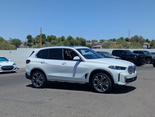 Used 2026 BMW X5 xDrive40i w/ Climate Comfort Package AWD/4WD image 4