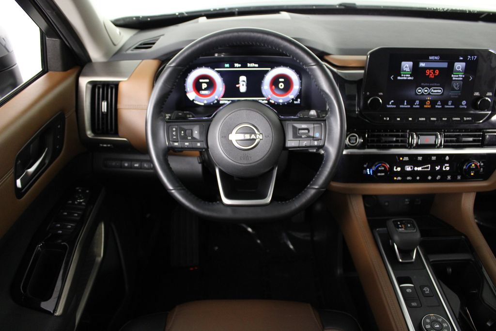 Certified 2023 Nissan Pathfinder Platinum w/ Cargo Package AWD/4WD image 7