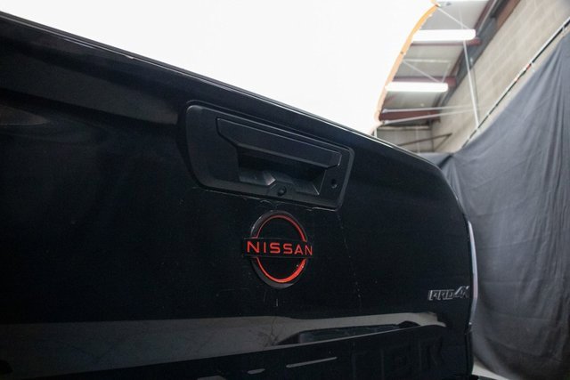 Used 2023 Nissan Frontier PRO-4X image 13