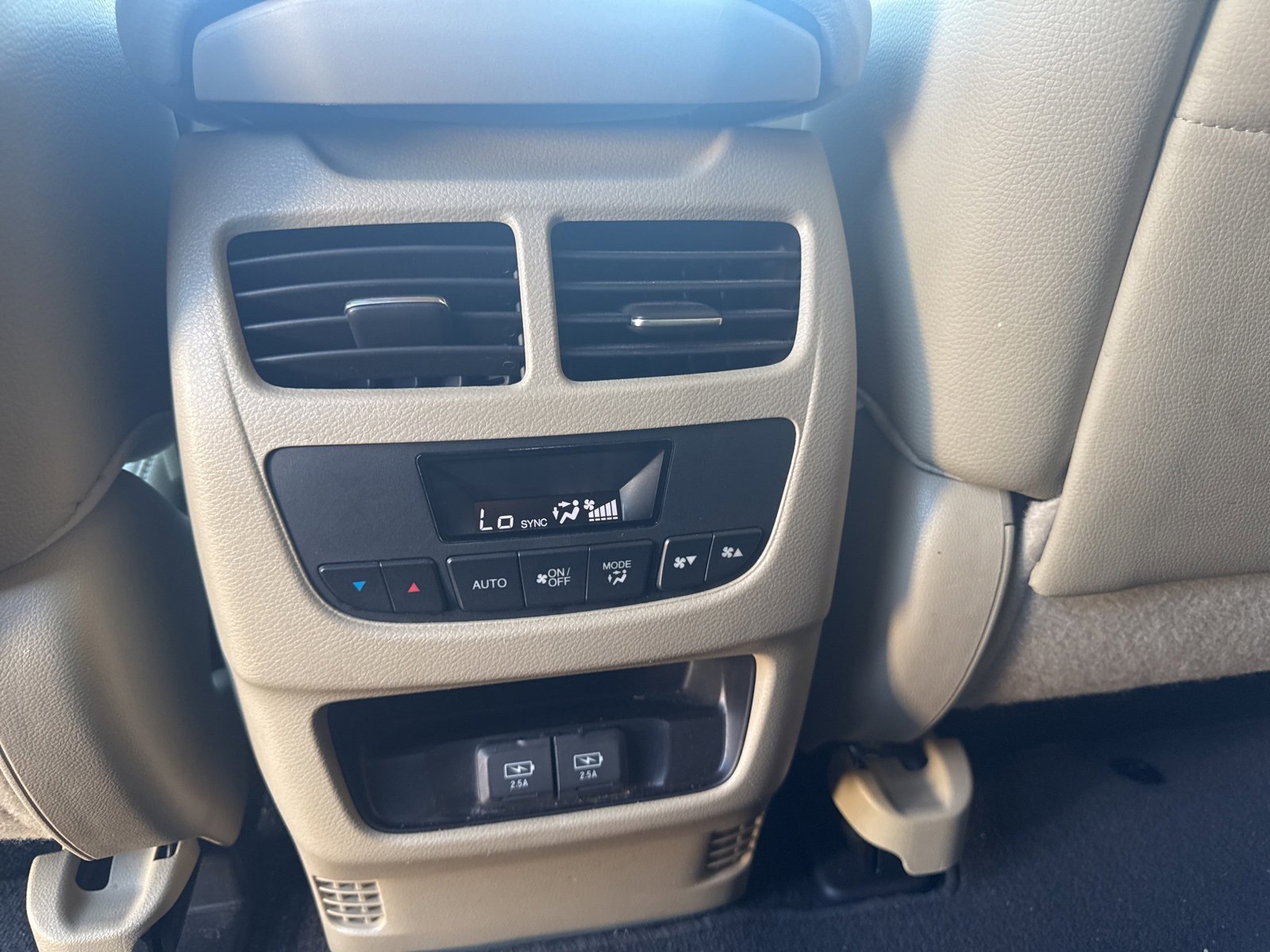 Used 2018 Acura MDX SH-AWD w/ Technology Package image 21