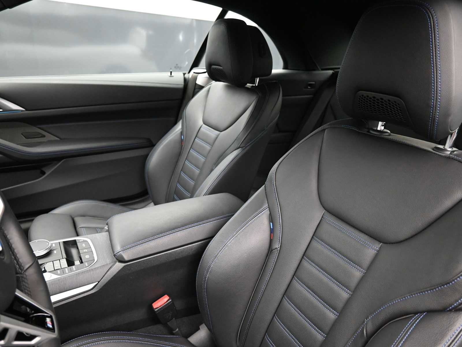 Used 2025 BMW 430i Convertible w/ M Sport Package RWD image 13