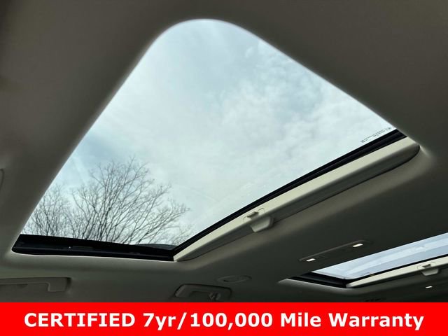 Used 2021 GMC Acadia Denali w/ Denali Ultimate Package image 25
