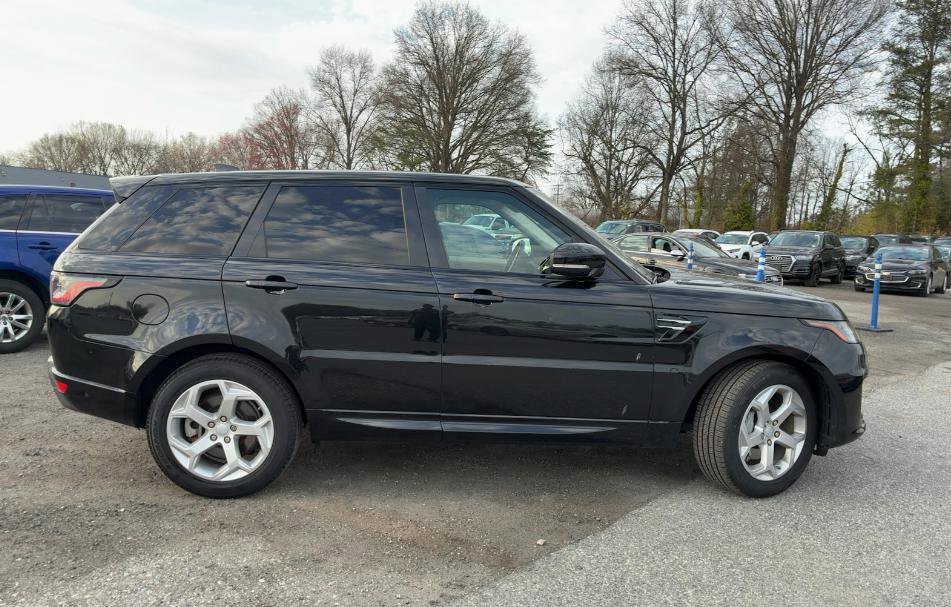 Used 2020 Land Rover Range Rover Sport HSE image 4