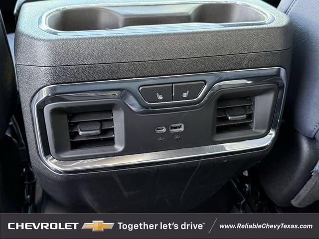Used 2026 Chevrolet Silverado 1500 High Country AWD/4WD image 37