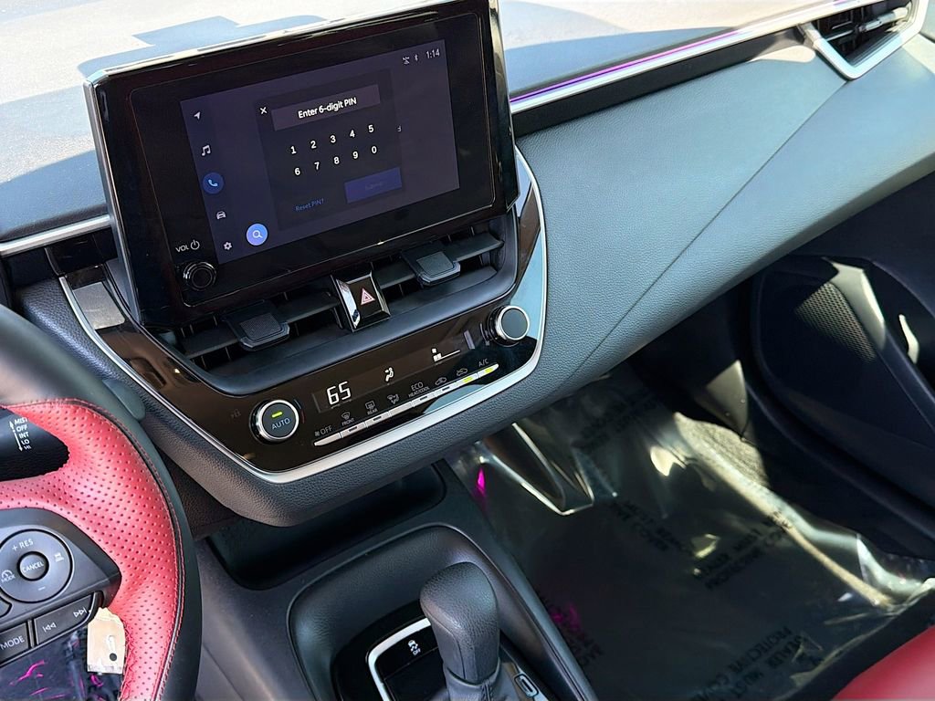 Used 2025 Toyota Corolla LE image 26