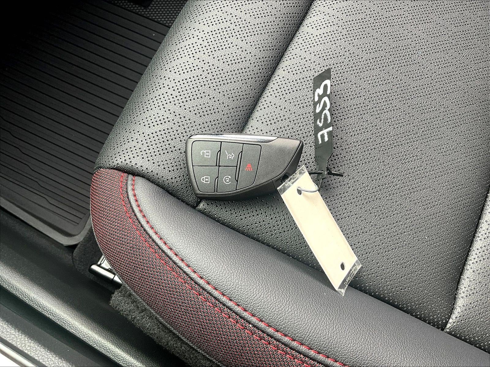 New 2027 Chevrolet Equinox RS w/ Safety and Technology Package FWD image 23