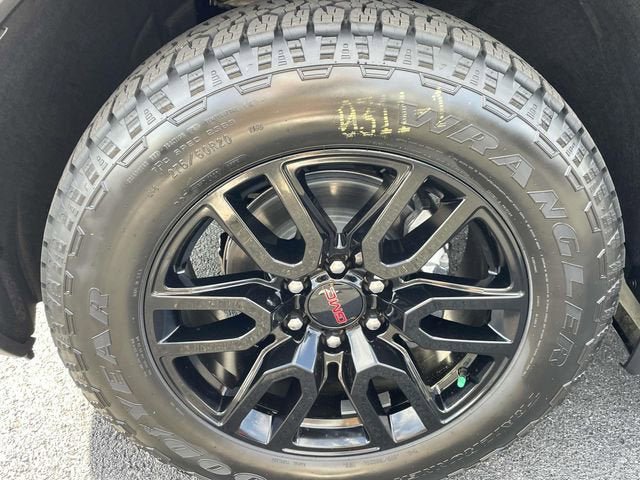 New 2026 GMC Sierra 1500 Elevation w/ Elevation Premium Package image 6