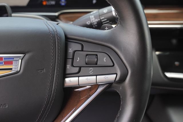 Used 2024 Cadillac Escalade ESV Premium Luxury Platinum image 30