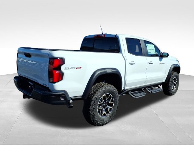 New 2026 Chevrolet Colorado ZR2 w/ Technology Package AWD/4WD image 3