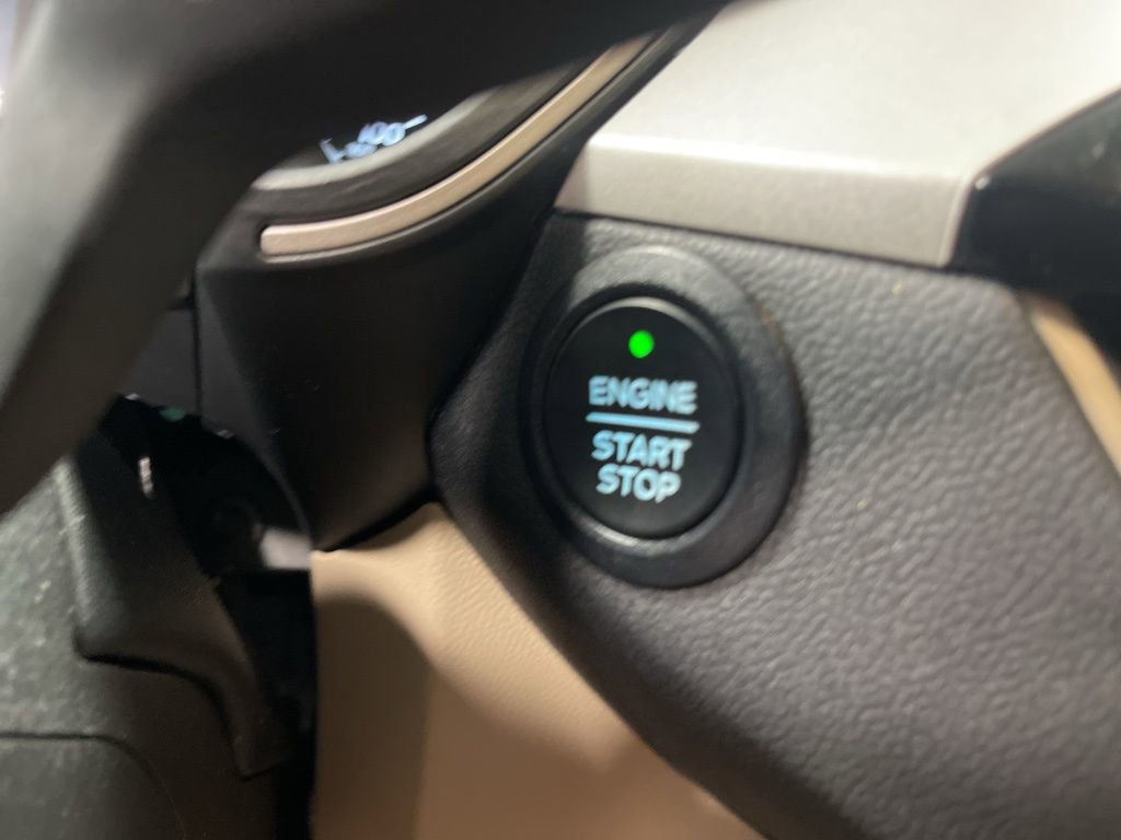 Used 2022 Ford Escape SEL image 29