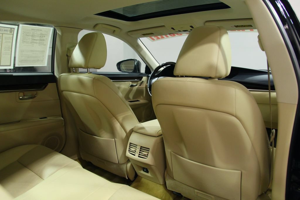 Used 2014 Lexus ES 350 w/ Premium Package FWD image 22