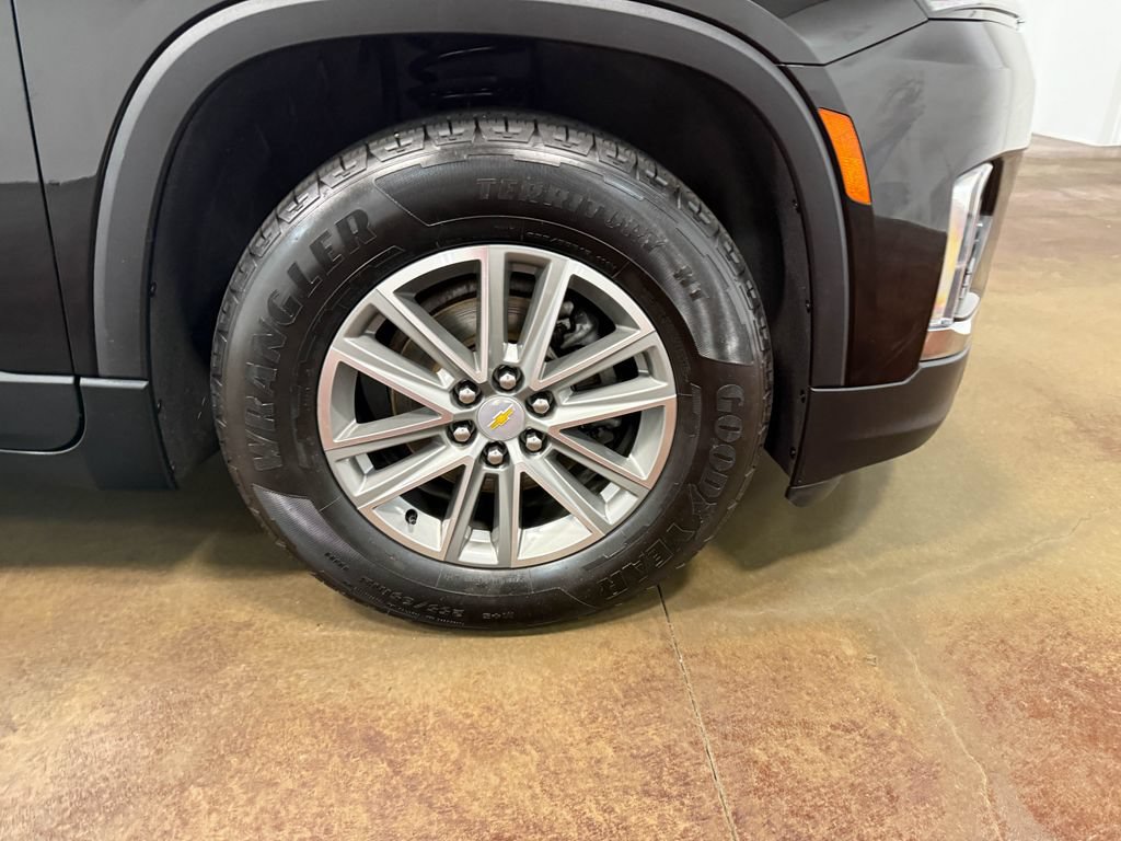 Used 2023 Chevrolet Traverse LT AWD/4WD image 89