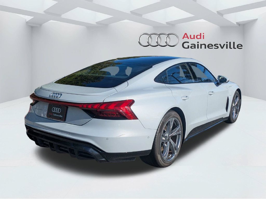 Used 2024 Audi e-tron GT Prestige AWD/4WD image 4