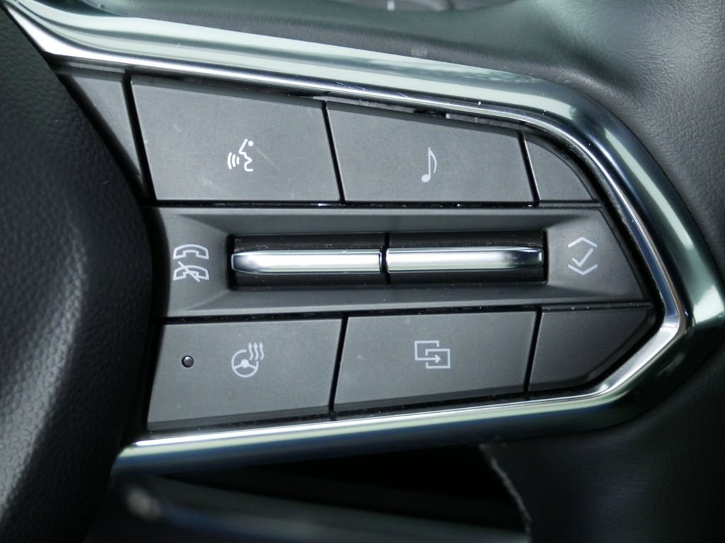 Used 2025 Chevrolet Equinox LT AWD/4WD image 26