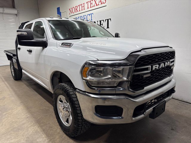Used 2024 RAM 2500 Tradesman w/ Chrome Appearance Group AWD/4WD image 2