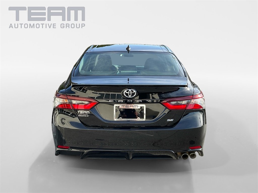 Used 2024 Toyota Camry SE image 6