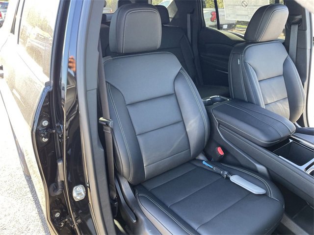 New 2026 Chevrolet Traverse LT w/ Sun and Wheel Package image 26