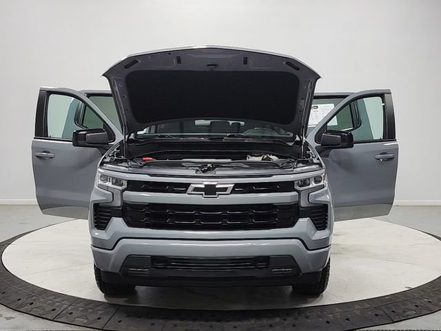 Used 2024 Chevrolet Silverado 1500 RST AWD/4WD image 10