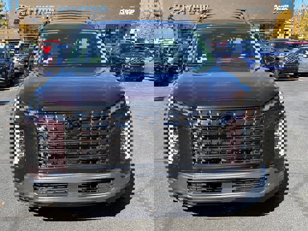 Used 2024 Hyundai Palisade Limited image 2