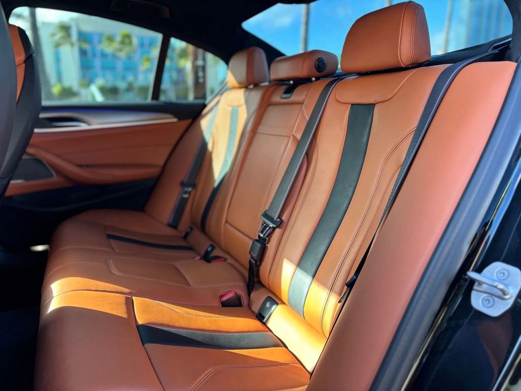 Used 2023 BMW M5 w/ Competition Package image 10