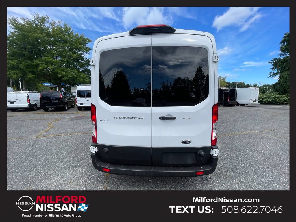 Used 2024 Ford Transit 350 XLT RWD image 4