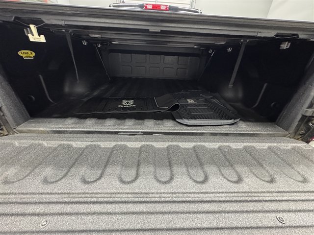 Used 2021 RAM 1500 Warlock AWD/4WD image 16